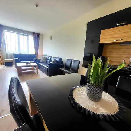 Dilov In Yalta Golden Sands