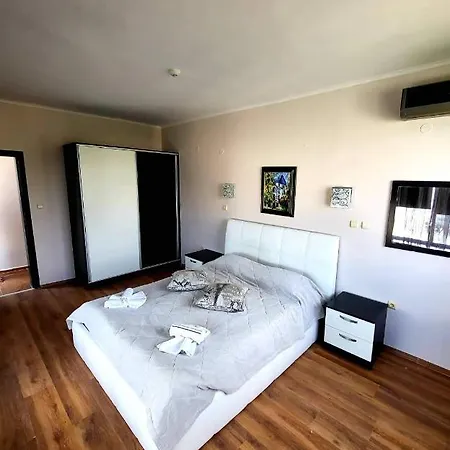 Dilov In Yalta Apartmán Zlate písky