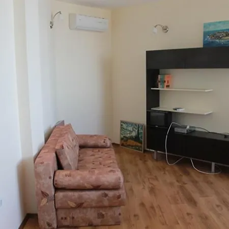 Dilov In Yalta * Zlate písky