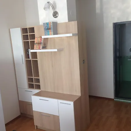 Dilov In Yalta Zlate písky