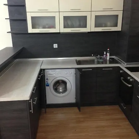 Dilov In Yalta Apartmán