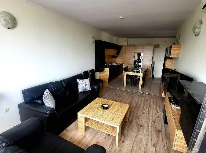 Dilov In Yalta Golden Sands