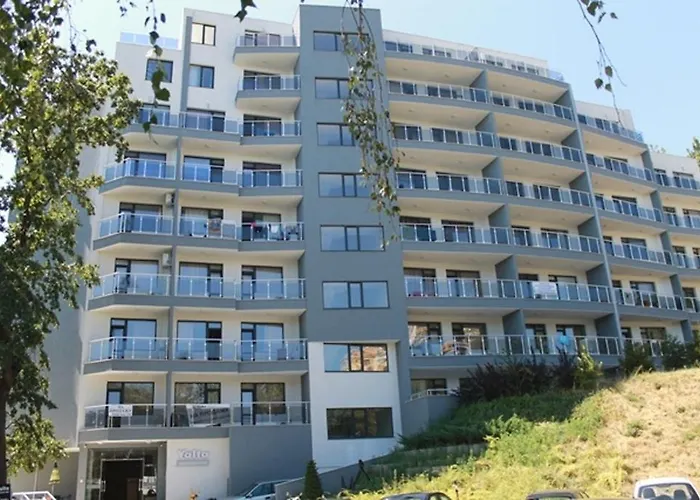 Appartamento Dilov In Yalta Golden Sands