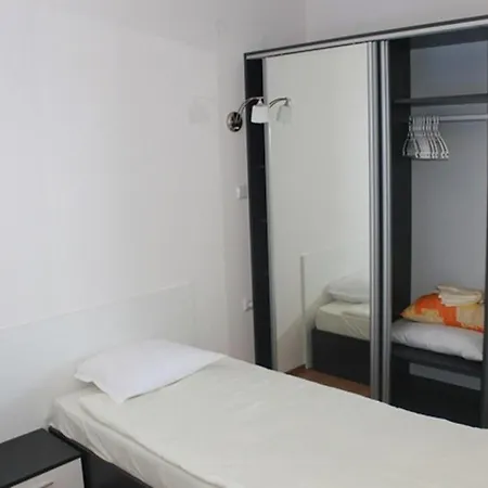 Dilov In Yalta Apartament *