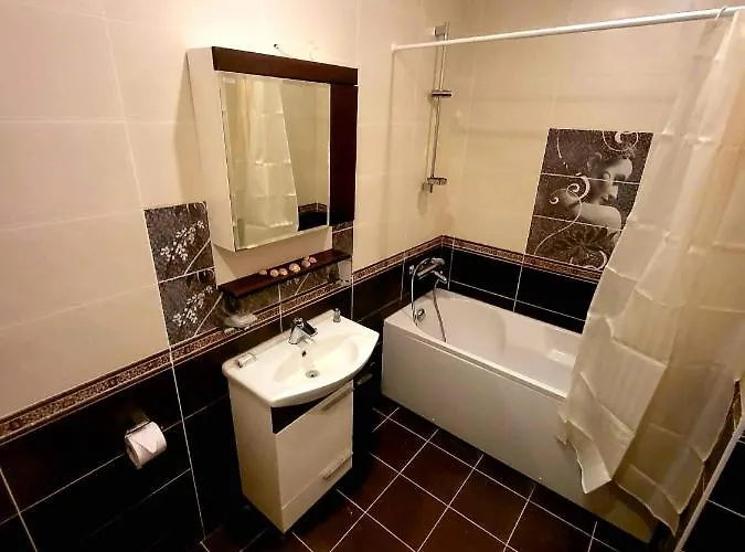 Dilov In Yalta Apartamento Golden Sands