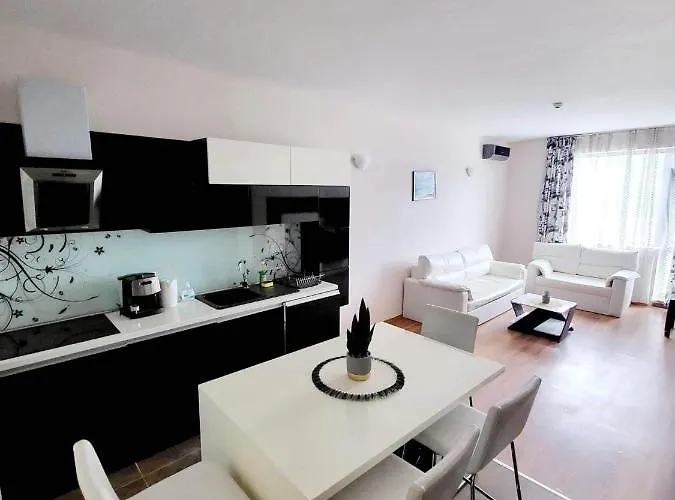 Dilov In Yalta * Golden Sands