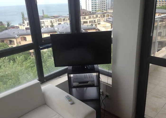 Apartamento Dilov In Yalta Golden Sands